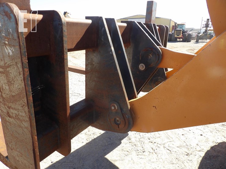 2018-case-921f-image-24