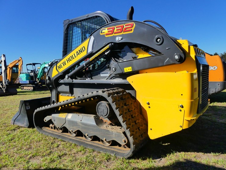 2022-new-holland-c332-image-4