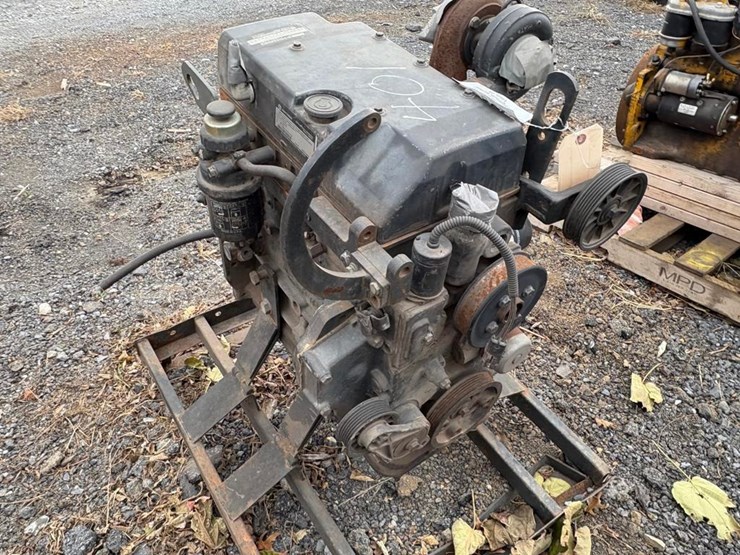 john-deere-4024t-image-6