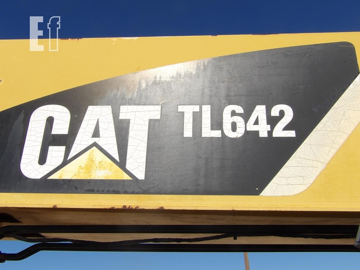 caterpillar-tl642-image-20
