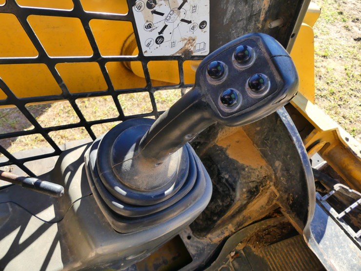 2019-caterpillar-259d-image-15