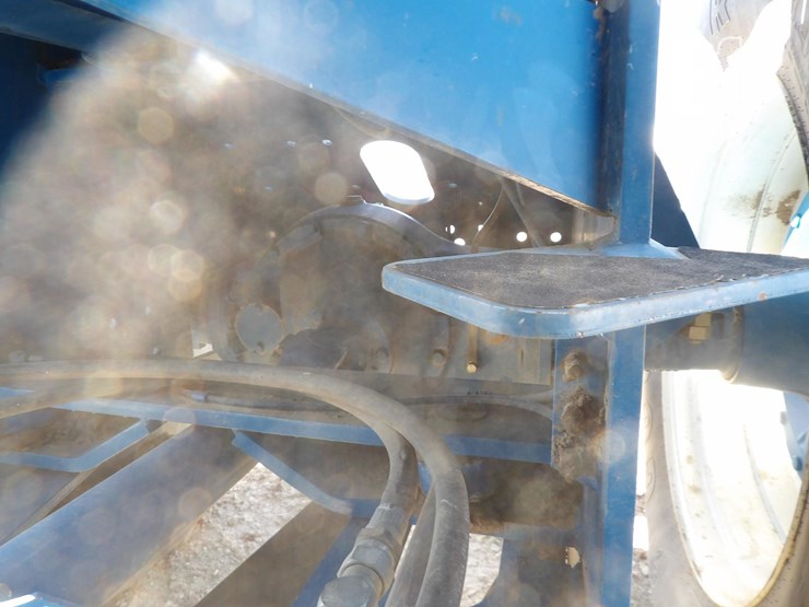 new-holland-9282-image-13