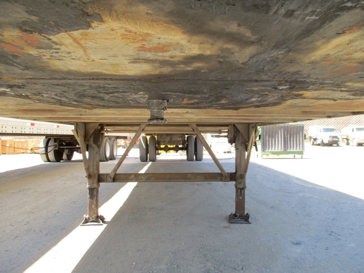 1974-strick-trailer-image-8