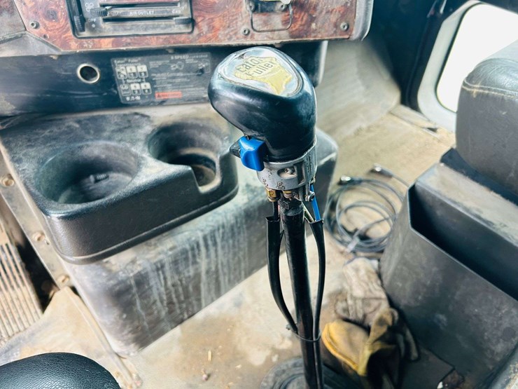 1997-international-paystar-5000-image-86