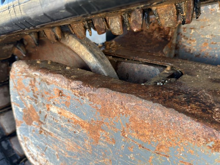 2018-takeuchi-tl8-image-16