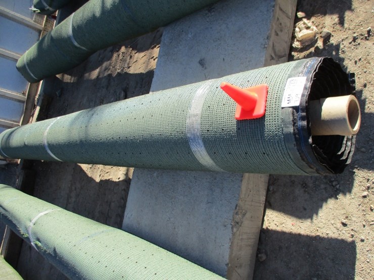 unused-roll-of-artificial-turf-image-2