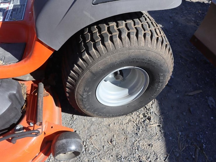 husqvarna-yth25k48-riding-mower-image-13