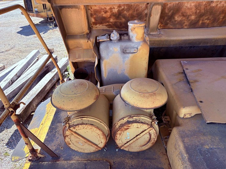 1985-caterpillar-773b-image-9