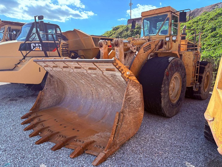1982-caterpillar-988b-image-1