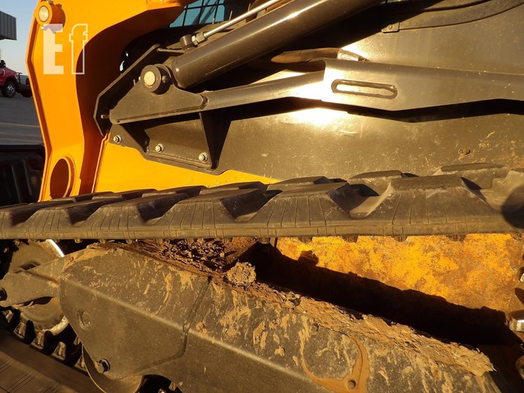 2019-case-tv450-image-12