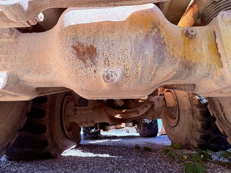 2007-caterpillar-740-image-31