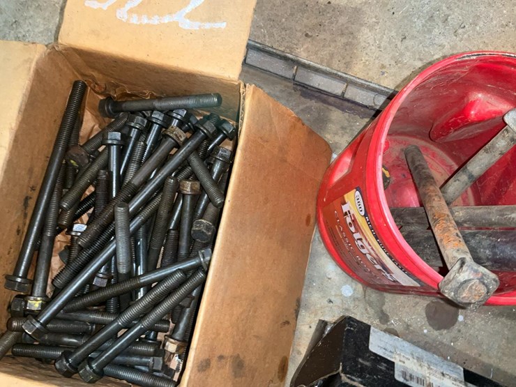 #775-•-floor-jack-and-miscellaneous-parts-image-7