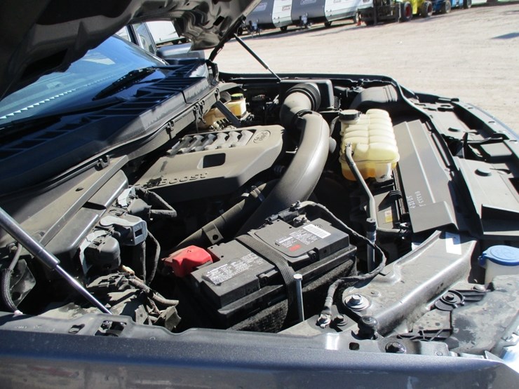 2022-ford-f150-xlt-image-5