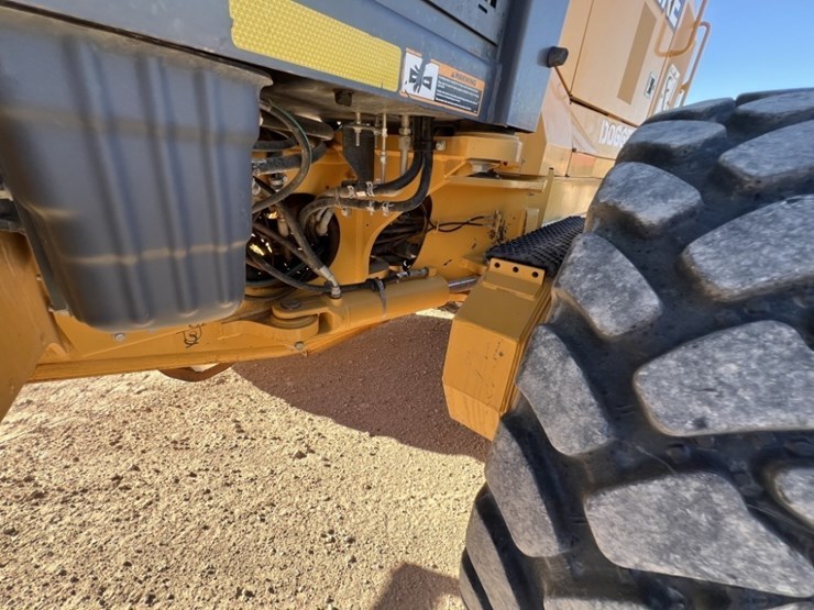 2018-deere-872gp-image-18