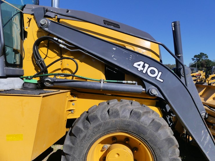 deere-410l-image-11
