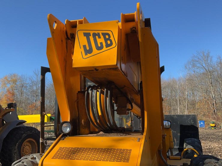 2018-jcb-506c-image-32