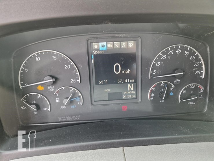 2018-freightliner-cascadia-116-image-23