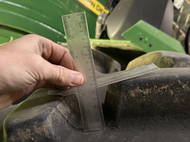 2022-john-deere-9r-590-image-17