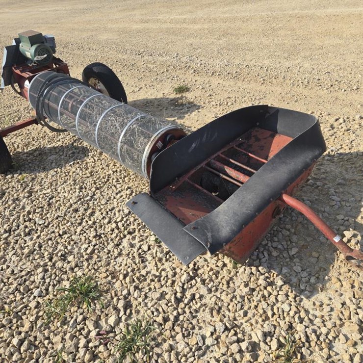 #5875 • GRAIN CLEANER