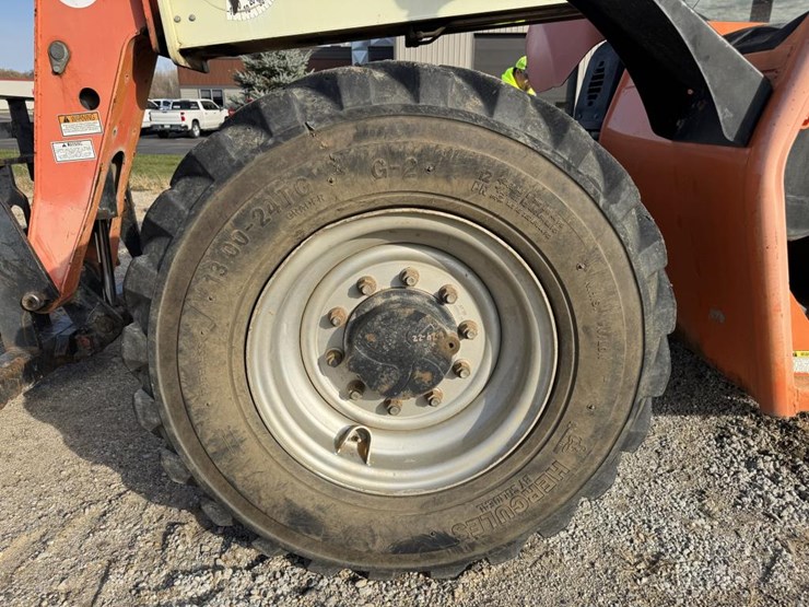 2006-jlg-g6-42a-image-51