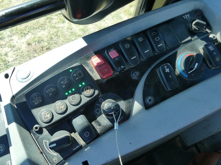 2018-caterpillar-906m-image-18