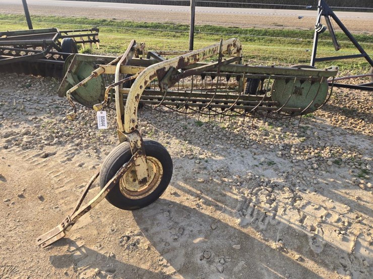 john-deere-640-image-2