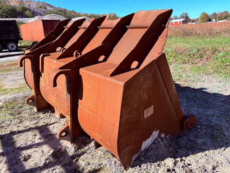 smooth-bucket-attachment-image-3