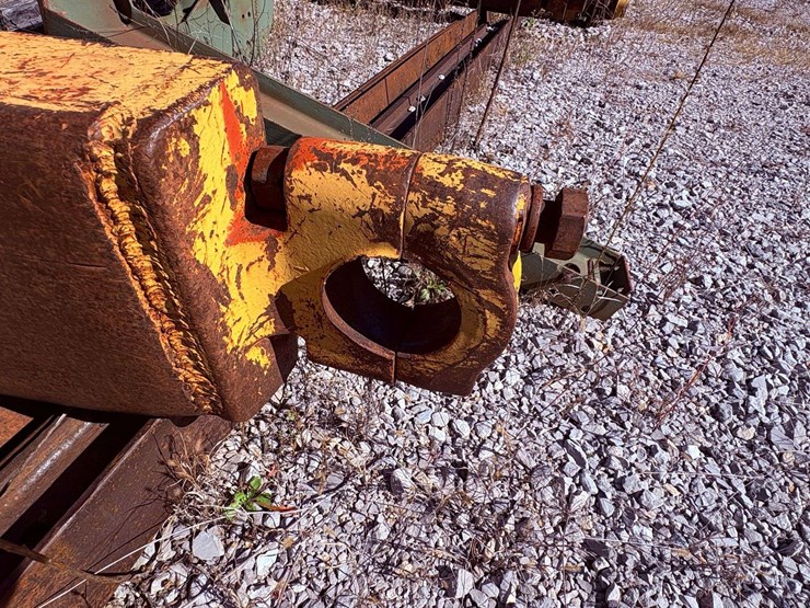 cat-semi-u-push-blade-image-33