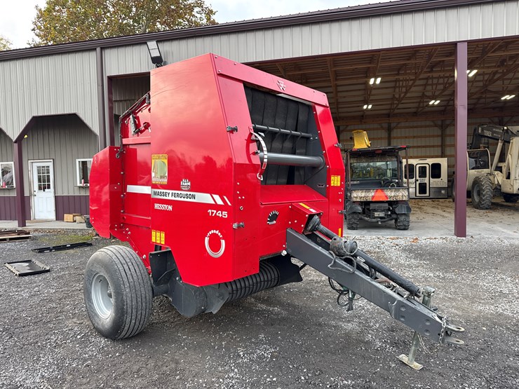 massey-ferguson-1745-image-1