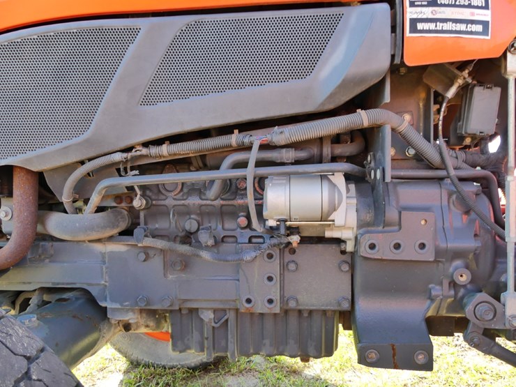 2018-kubota-l4701-image-9
