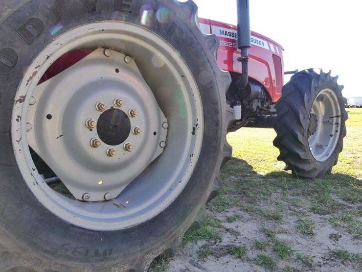 massey-ferguson-2625-image-6