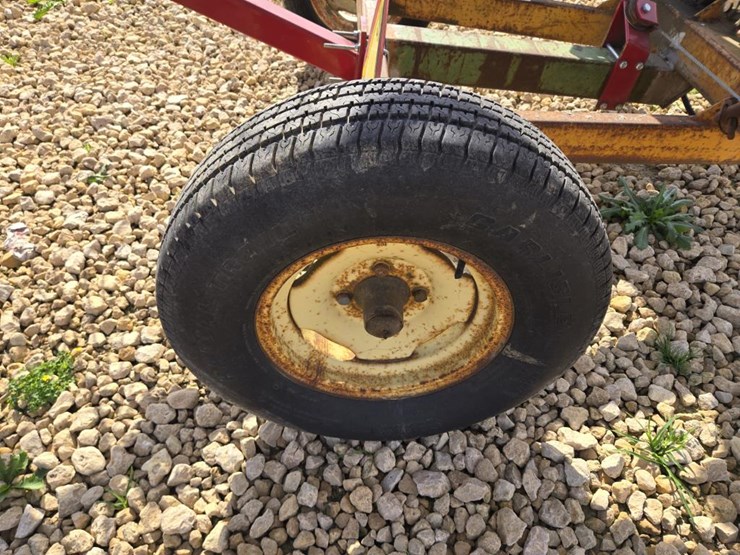 #5835-•-pull-type-10-wheel-v-rake-image-10