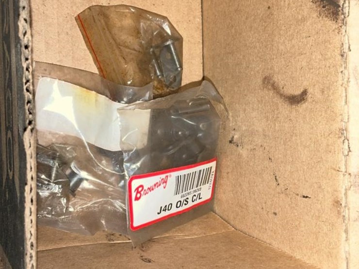 #763-•-bearings,-sprckets,-and-assorted-parts-image-54