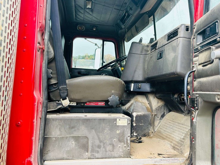 1997-international-paystar-5000-image-108