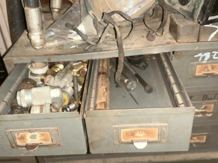 #770-•-parts-rack-of-nuts,-bolts,-washers-and-more-image-10