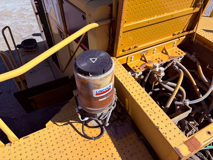 2001-caterpillar-988g-image-53