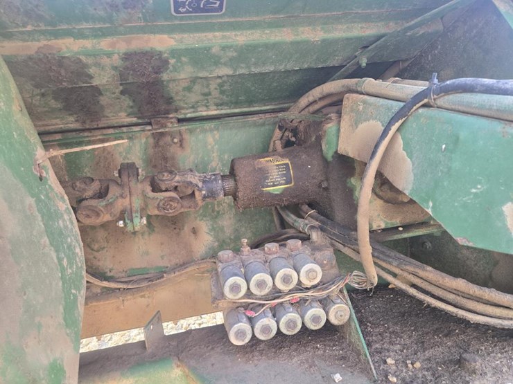 john-deere-3940-image-6