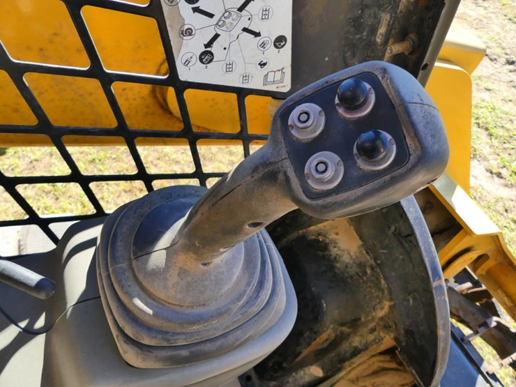 2018-caterpillar-259d-image-14