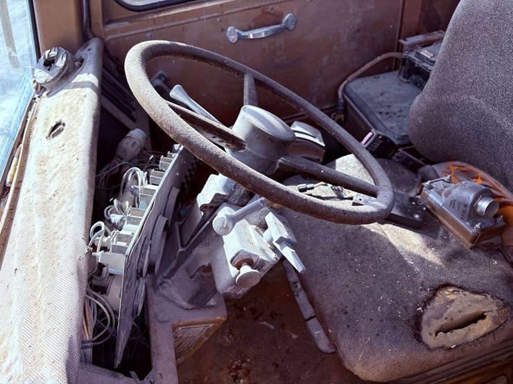 1994-caterpillar-773b-image-44