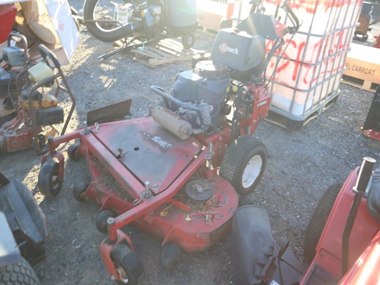 exmark-turf-tracer-walk-behind-mower-image-4