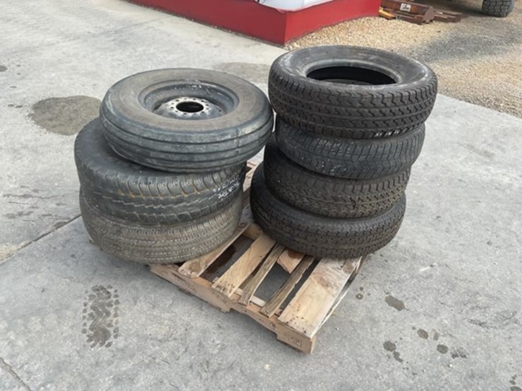 #81-•-titan-tires-&-rims-image-1