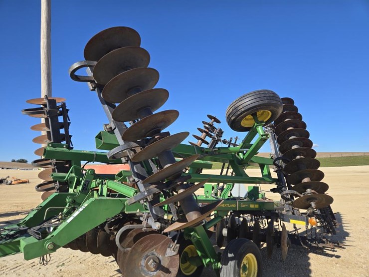 john-deere-637-image-9