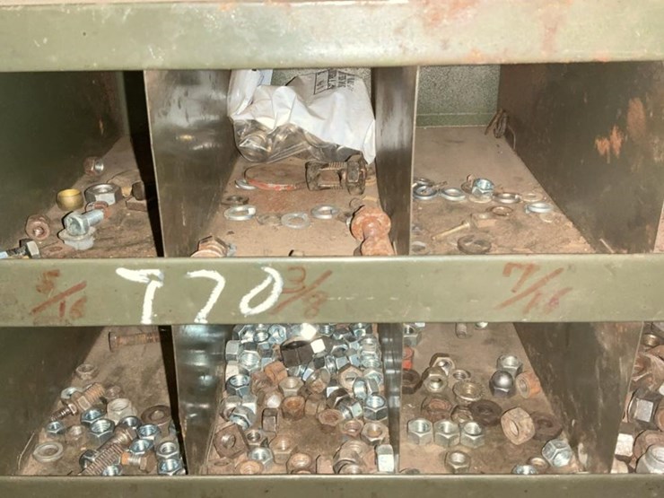#770-•-parts-rack-of-nuts,-bolts,-washers-and-more-image-20