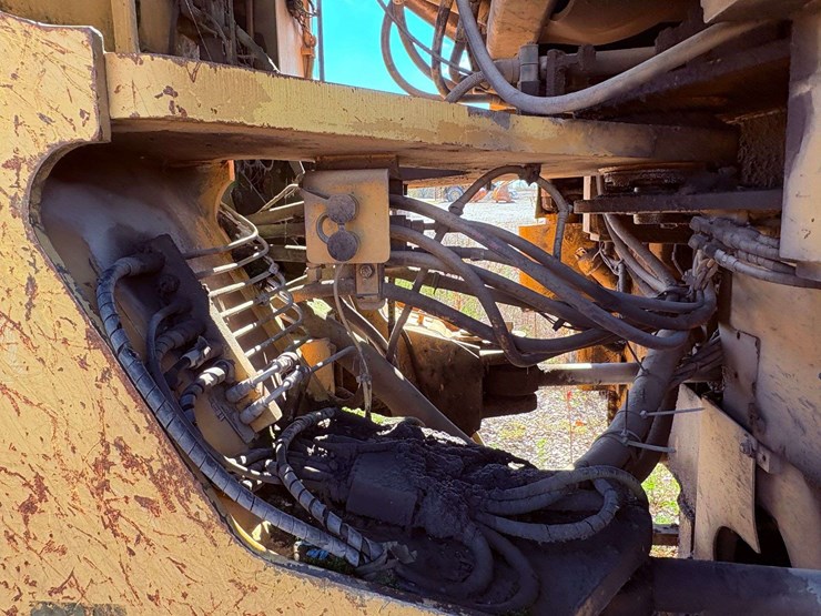 2007-caterpillar-980h-image-23