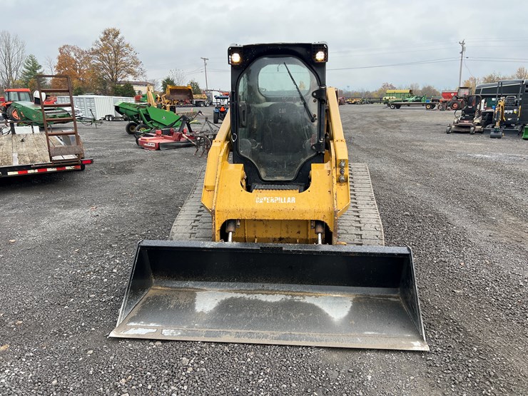 caterpillar-279d-image-2