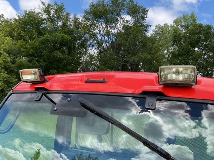 2009-kubota-rtv1100-image-10