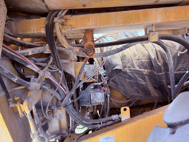 1994-caterpillar-773b-image-10