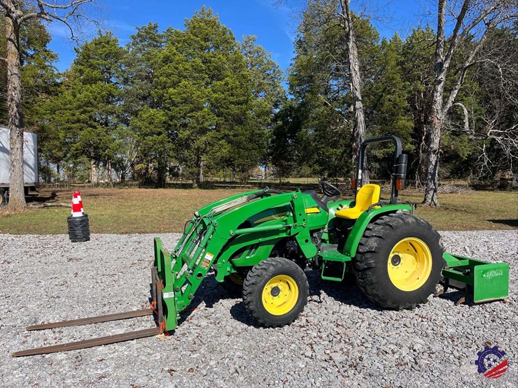 john-deere-4105-image-1