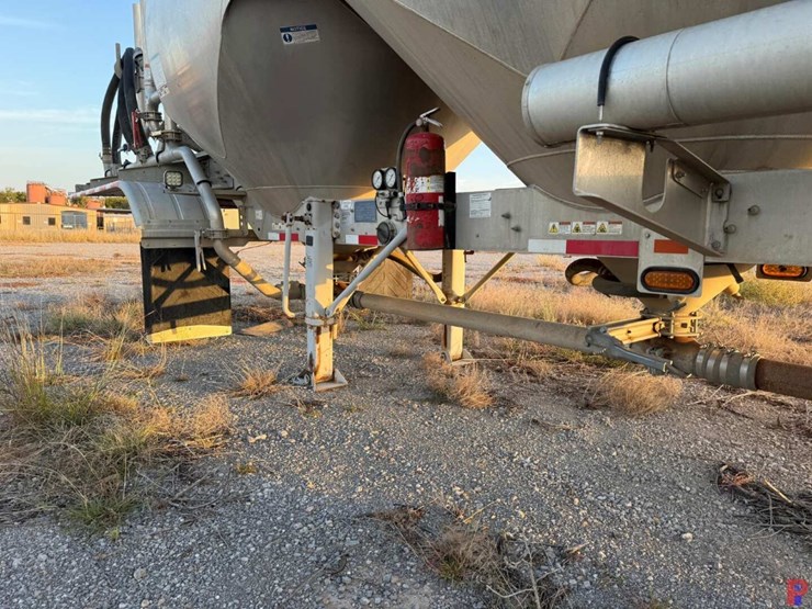 2017-heil-trailer-image-11