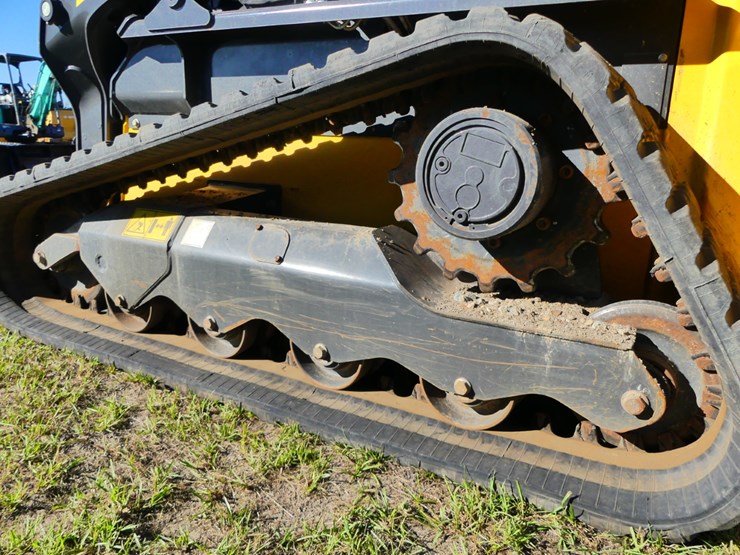 2022-new-holland-c332-image-6